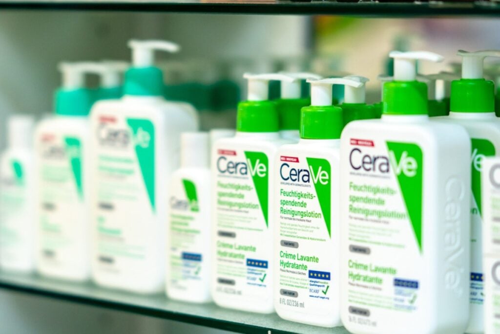 CeraVe Hydrating Facial Cleanser