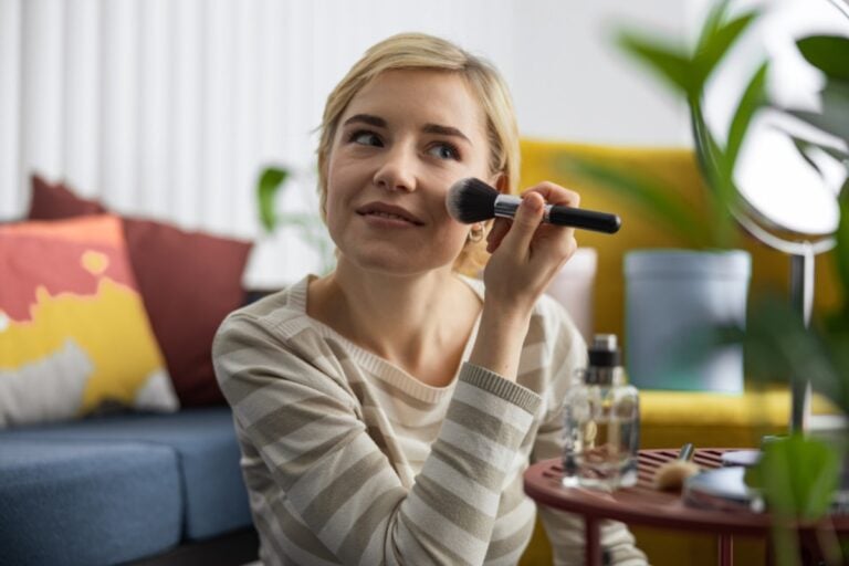 Makeup Habits Women Over 40 Swear By for Effortless Confidence That Turns Heads