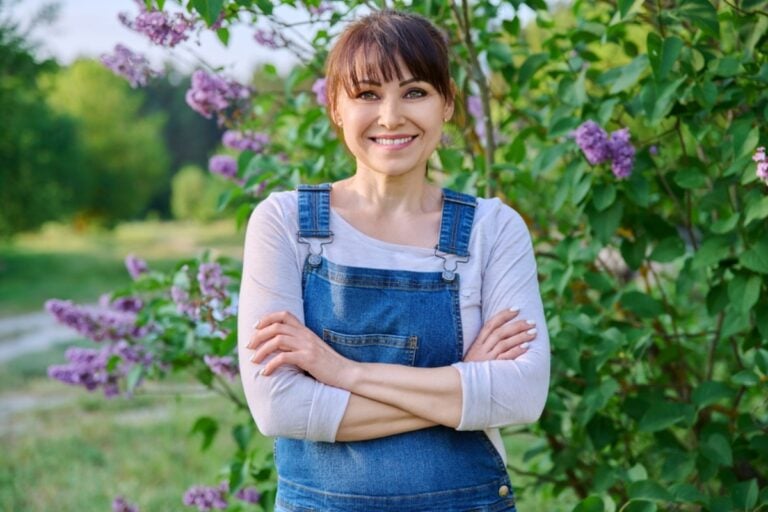 Things Women Over 40 Do That Their 20-Something Coworkers Don’t Get And Why It’s Totally Empowering