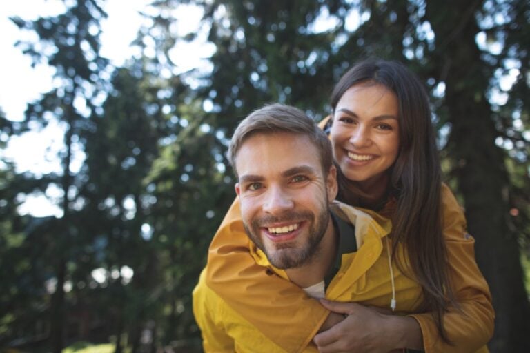 Women Who Age Well in Relationships Always Follow These 9 Rules for Lasting Love and Happiness