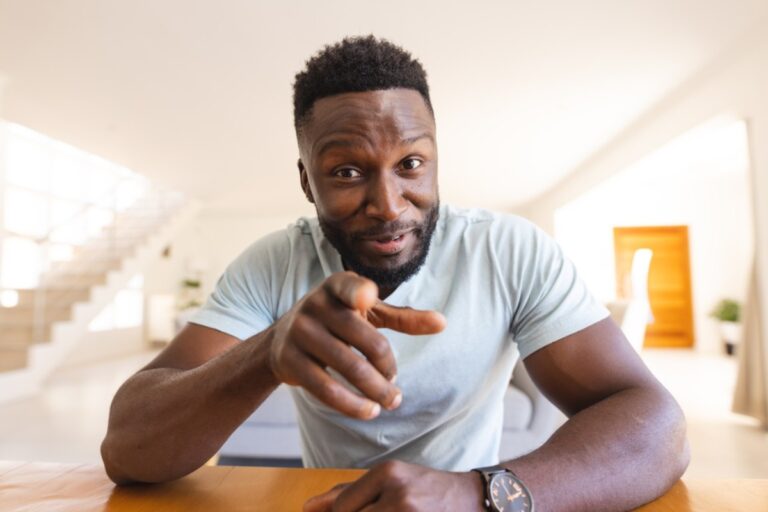 12 Lies Men Tell Women Over 50 That We Don’t Fall For Anymore