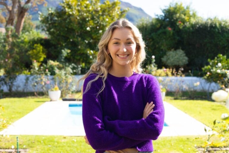 5 Reasons Women Over 40 Stop Explaining Themselves and Start Living Honestly