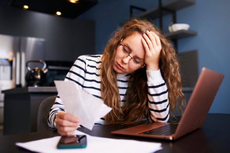 6 Reasons Living Paycheck to Paycheck Feels Harder After 40