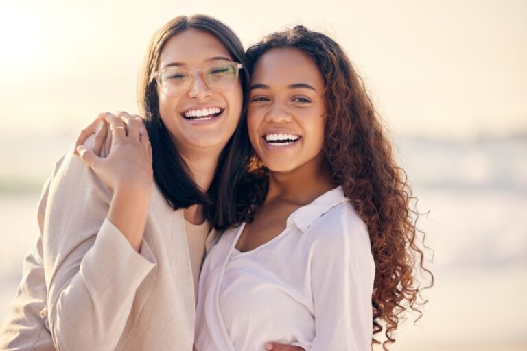 7 Signs Your Longtime Friendships Are Changing as You Grow into Yourself