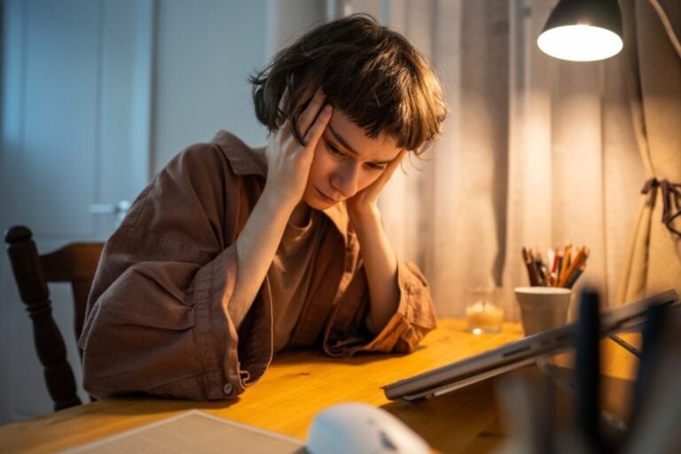 If You Feel Drained After Small Talk, You Probably Have These 9 Personality Strengths