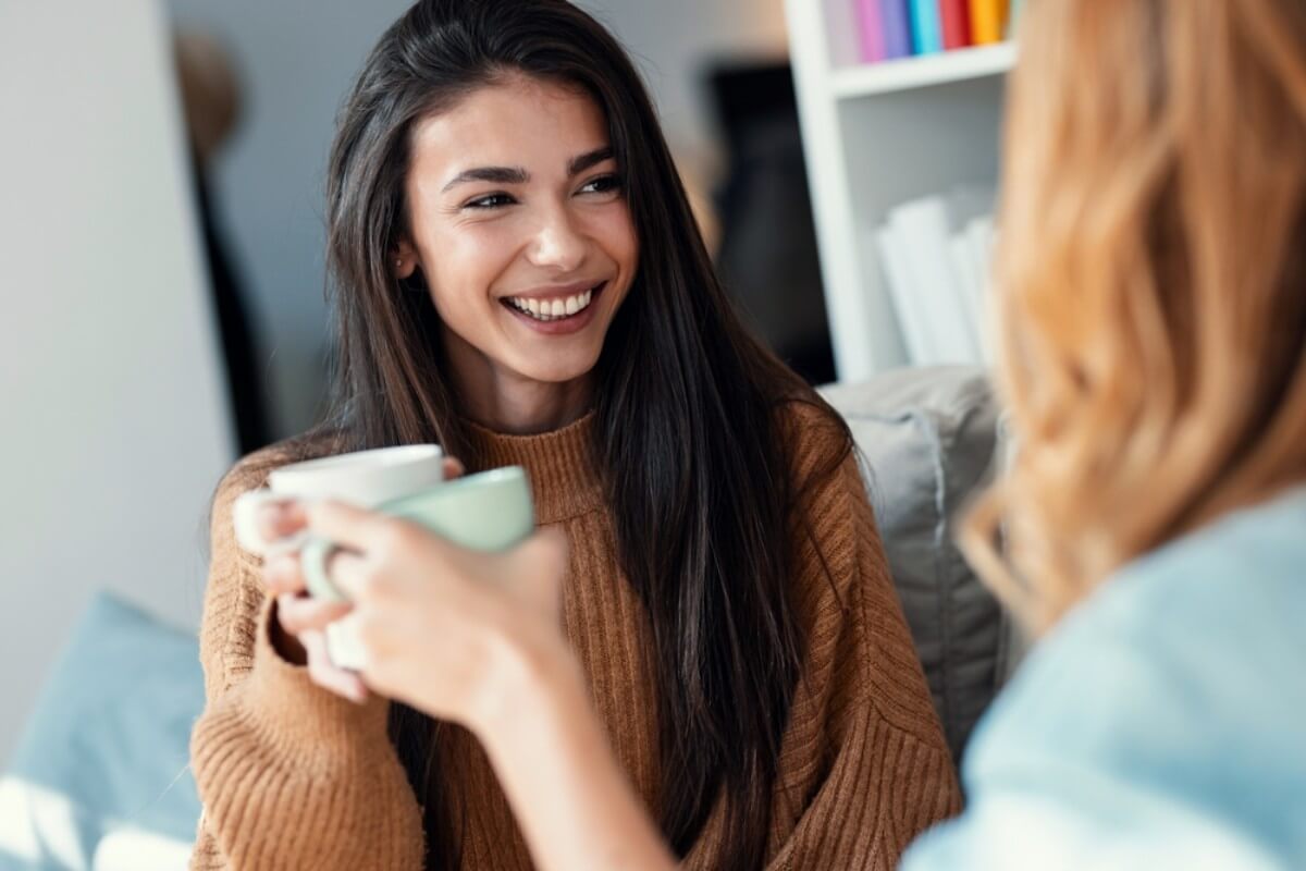 If You Prefer Listening Over Talking, You Probably Possess These 8 Advantages