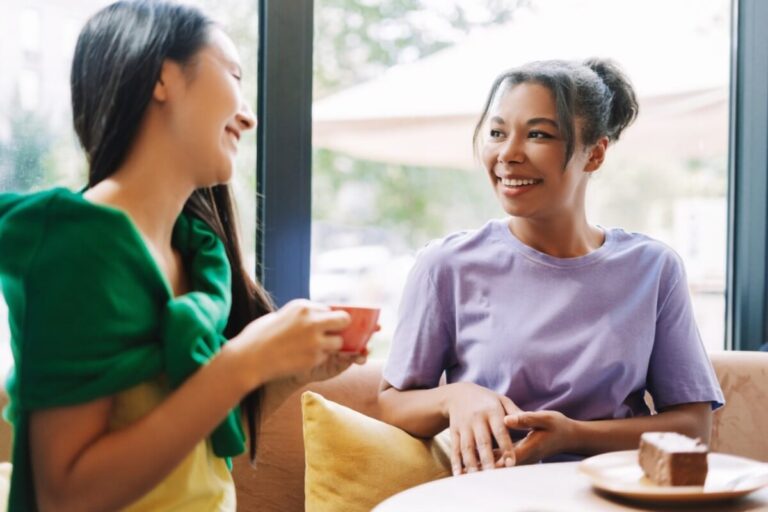 People Who Talk Over Others Almost Always Reveal This Insecurity