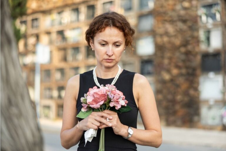 I Lost a Parent Recently and Now Life Feels Empty and Colorless