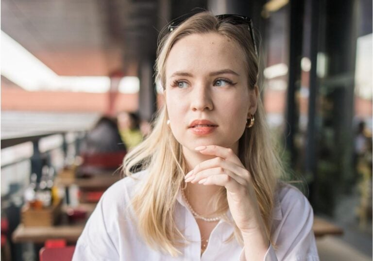 If Someone Is Quietly Judging You, They Often Reveal It in These 8 Subtle Ways