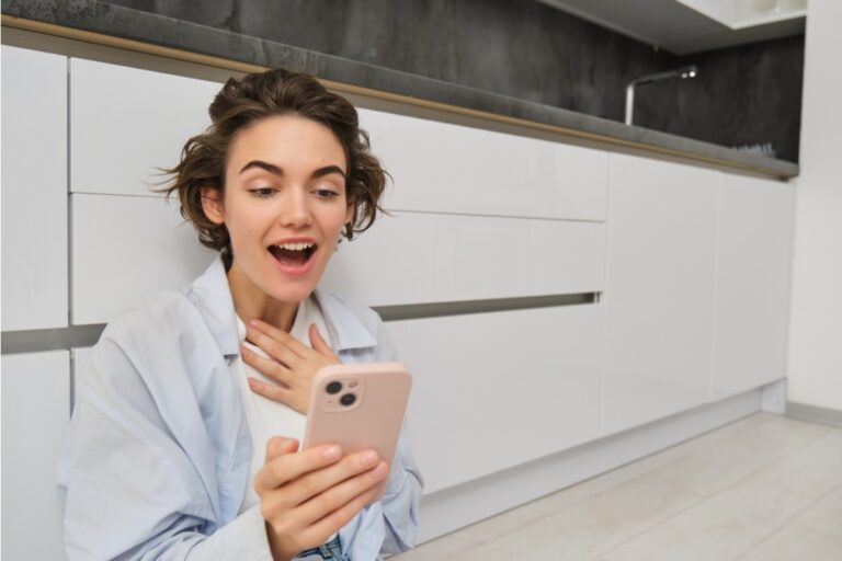 Reading Other People’s Relationship Stories Is Making Some Question Their Own