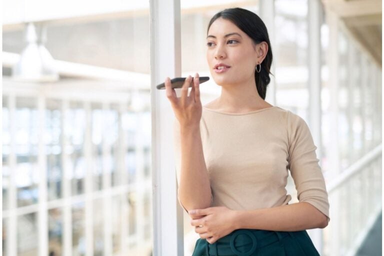 A Simple Call Turned Awkward When One Person Realized They Were on Speaker Without Being Told